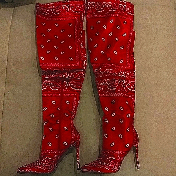 Lady heels - Picture 1 of 3